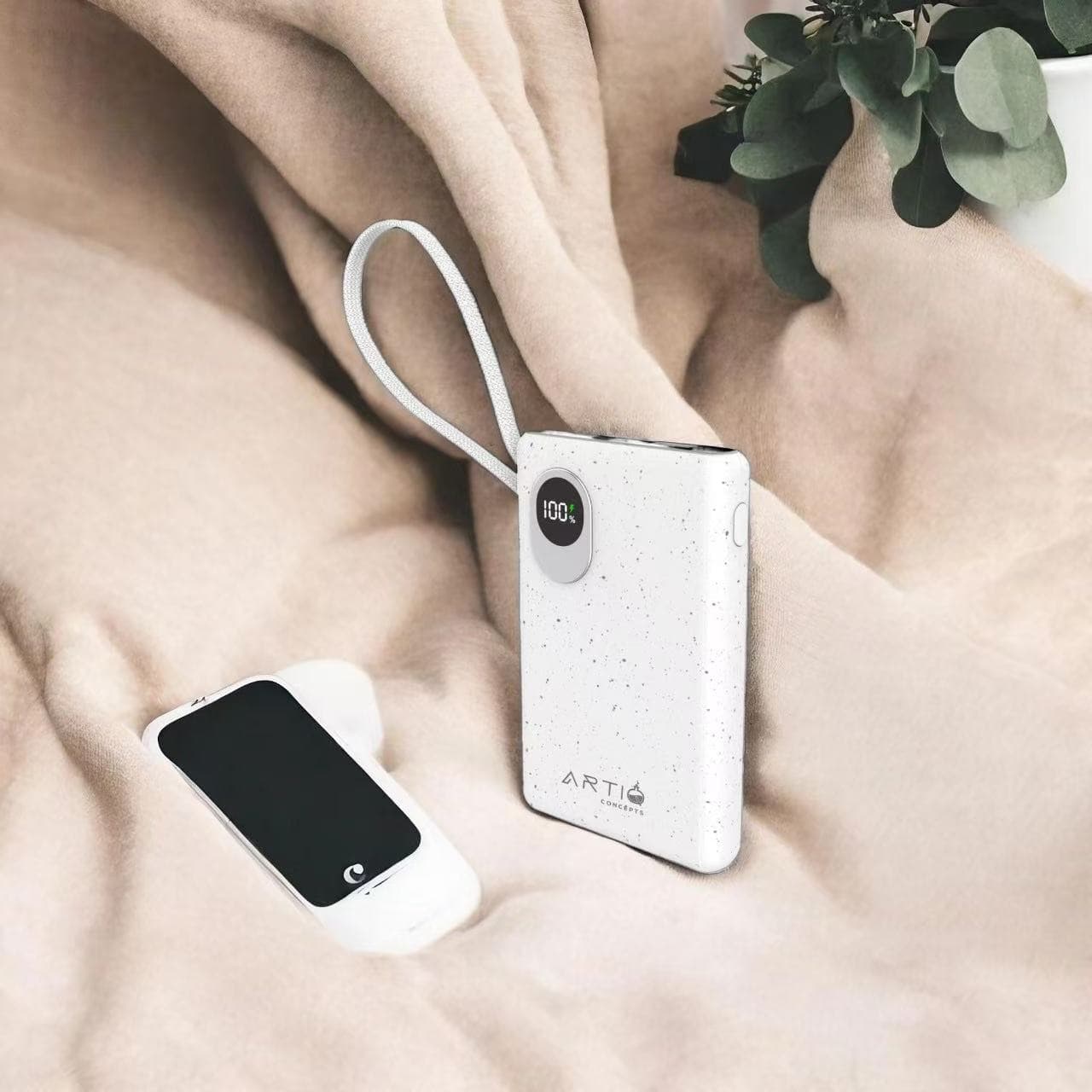 VoltBrigde Portable Battery 10000mAh/38.5Wh