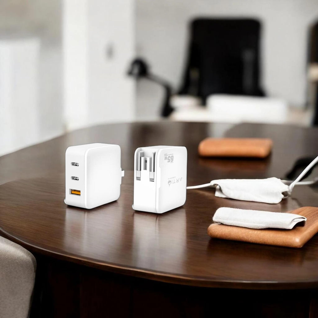 Trivolt-Echo White Adapter AC100-240V-50/60Hz 1.6A Max