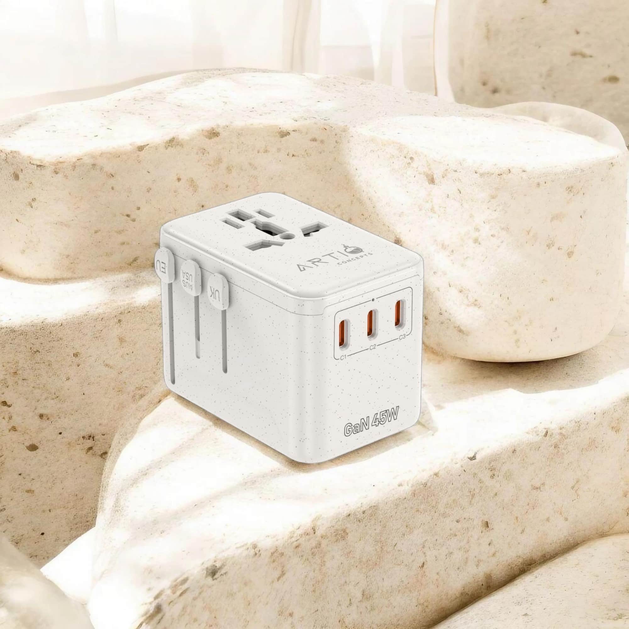 GlobeKey Universal Power Outlet Adapter