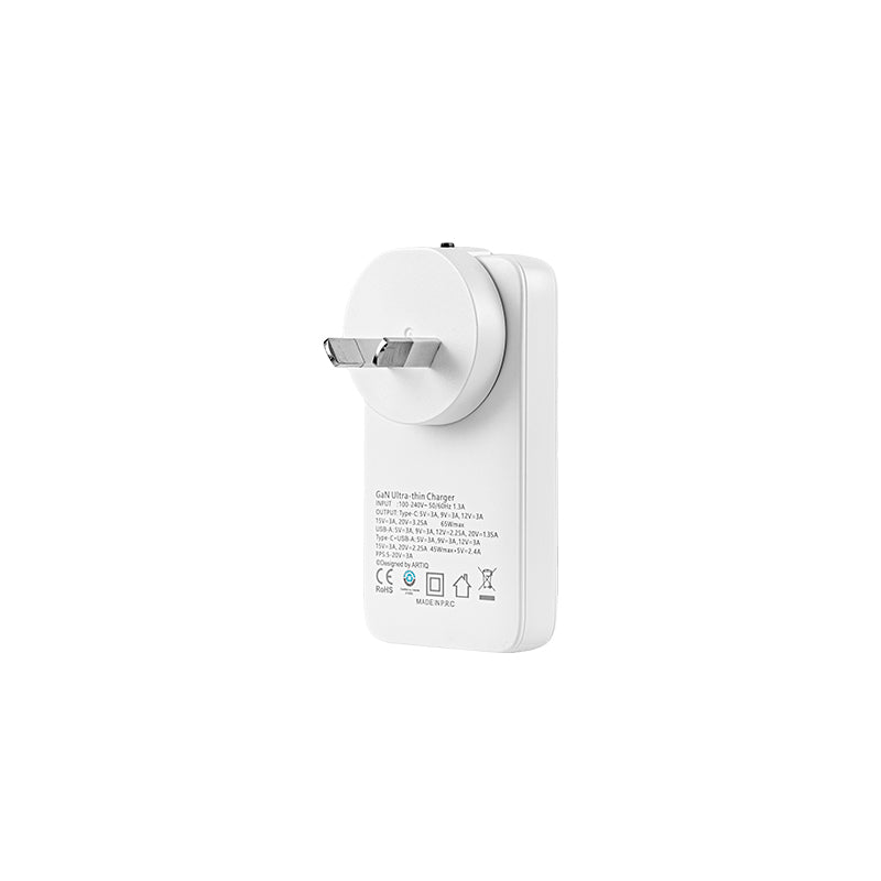 Trivolt Slim Adapter 100-240V-50/60Hz 1.3A
